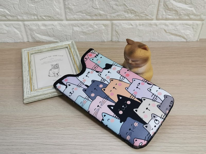 Tainada Neoprene Shockproof Phone Sleeve Pouch Carrying Case for Women with Neck Lanyard, Belt Loop Holster for iPhone 17/16/15 Pro Max, 16/15/14 Plus; Samsung S25, S24, A56. A55 (Doodle Cats Style 2) - Image 3